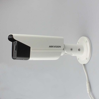IP-видеокамера Hikvision DS-2CD2T23G0-I8(8mm) для системы видеонаблюдения